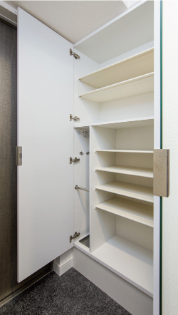 シューズボックス